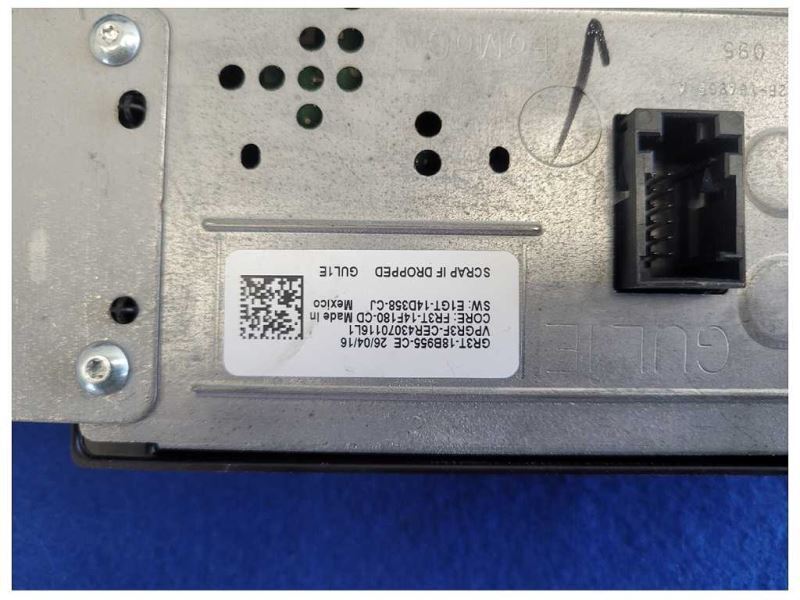 2016 Ford Mustang GT S550 Audio Radio Receiver AM FM CD Single Disc Screen 2524 - The Parts Farm