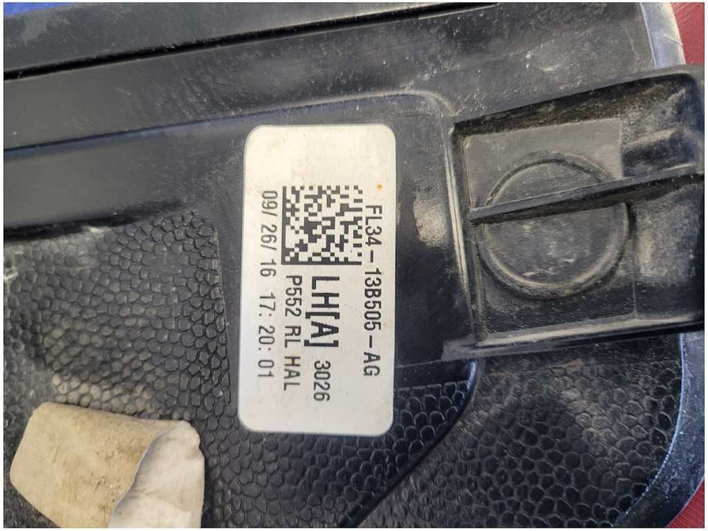 47647058