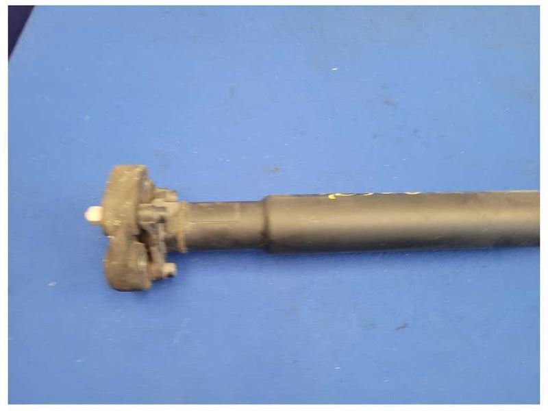 2010-2015 Chevrolet Camaro SS Driveshaft Automatic Transmission A/T 2588 - The Parts Farm
