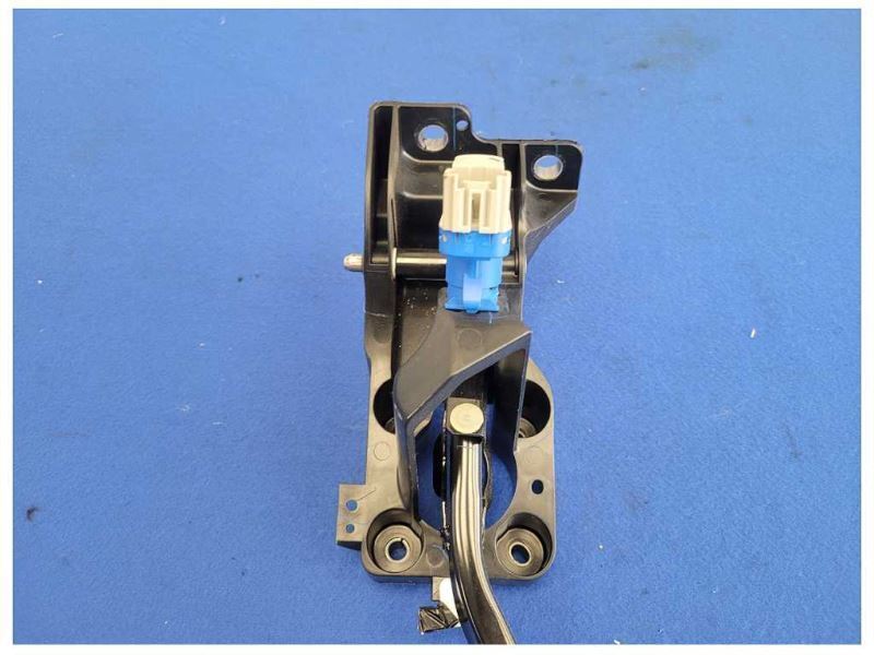 2015-2017 Ford Mustang GT S550 Pedal Box Cage Brake Pad A/T 2551 - The Parts Farm