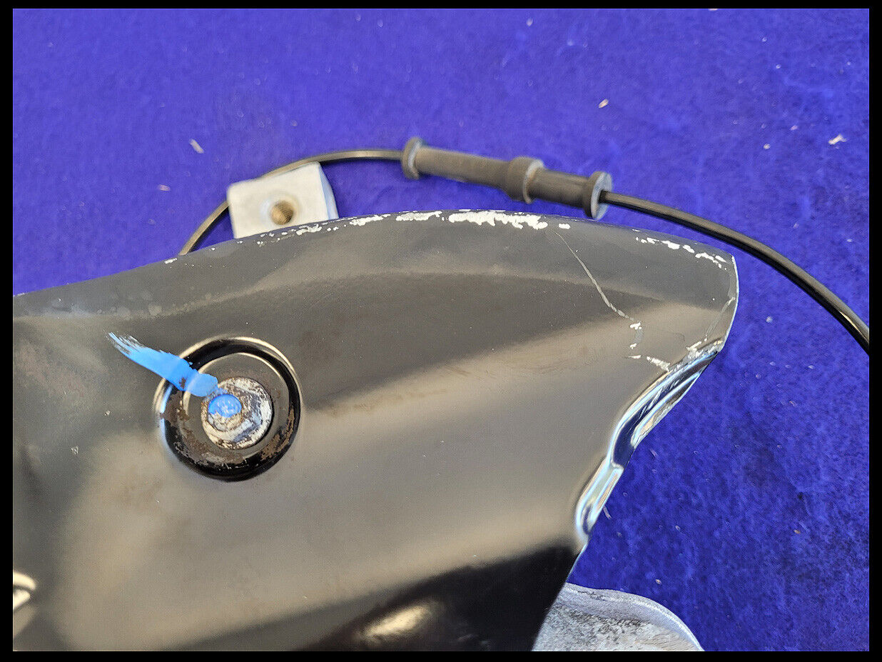 2010-2015 Chevrolet Camaro SS Driver Left LH Front Spindle Knuckle Hub ABS Dust - The Parts Farm