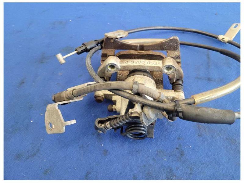 2005-2014 Ford Mustang GT S197 Passenger RH Rear Brake Caliper Pad Hose 2585 - The Parts Farm