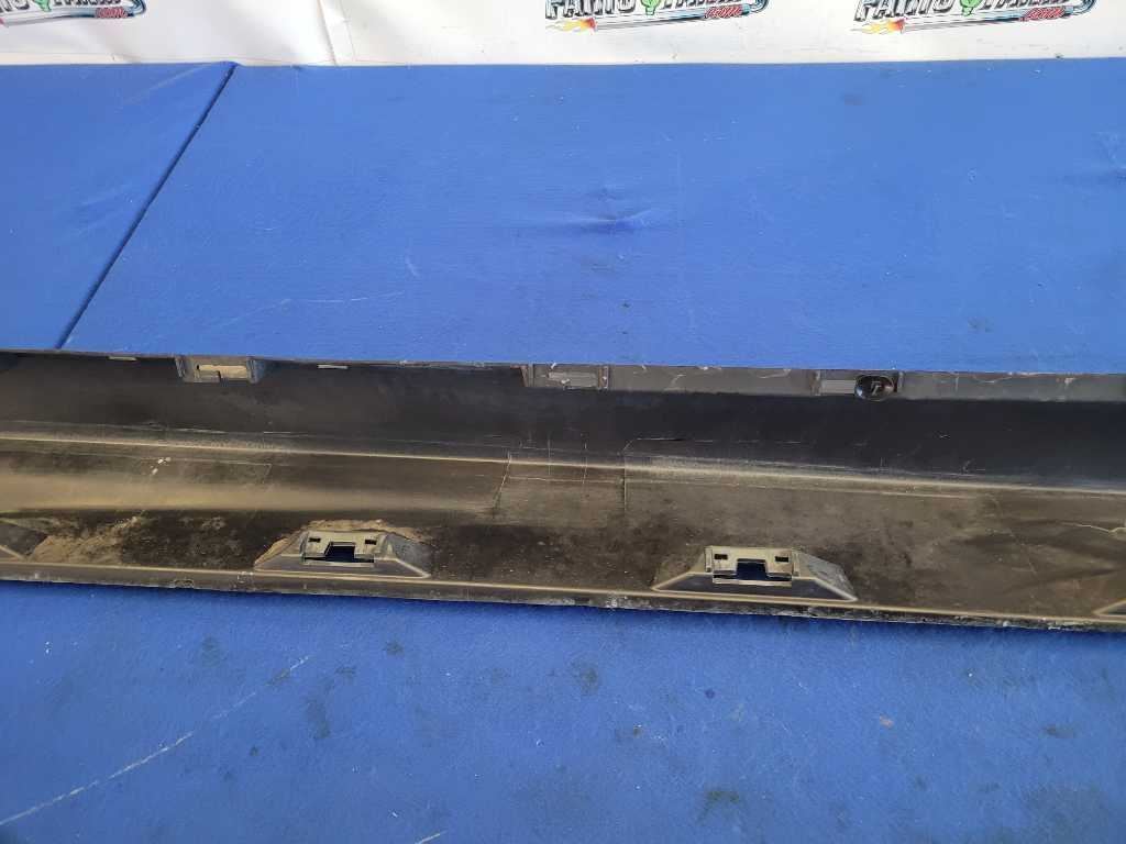 2014-2017 Chevrolet SS 6.2L Sedan Driver Lower Rocker Panel Molding Black 2602 - The Parts Farm