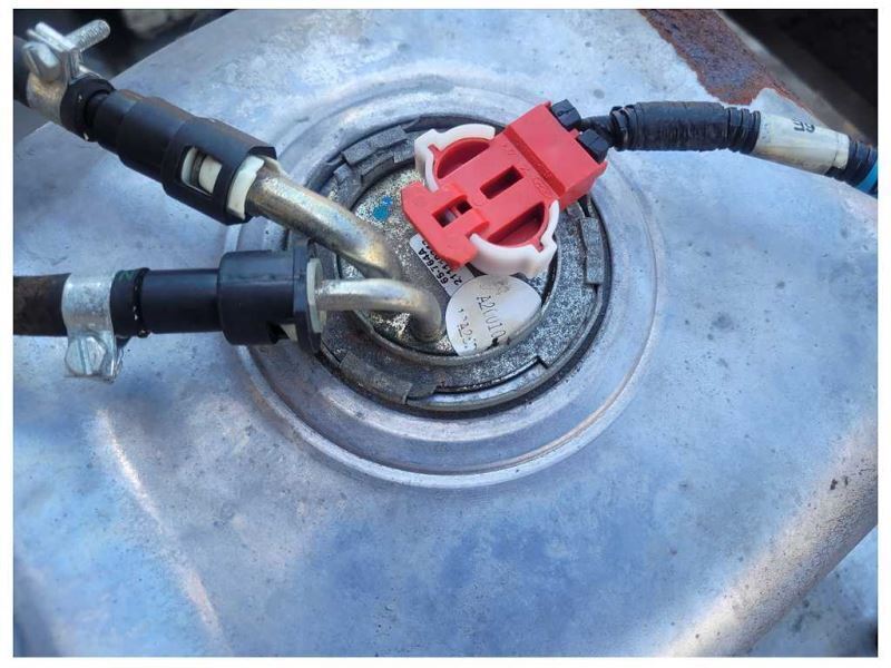 1996-1997 Ford Mustang Cobra Fuel Gas Tank Pump Sending Level Gasoline 2402 - The Parts Farm