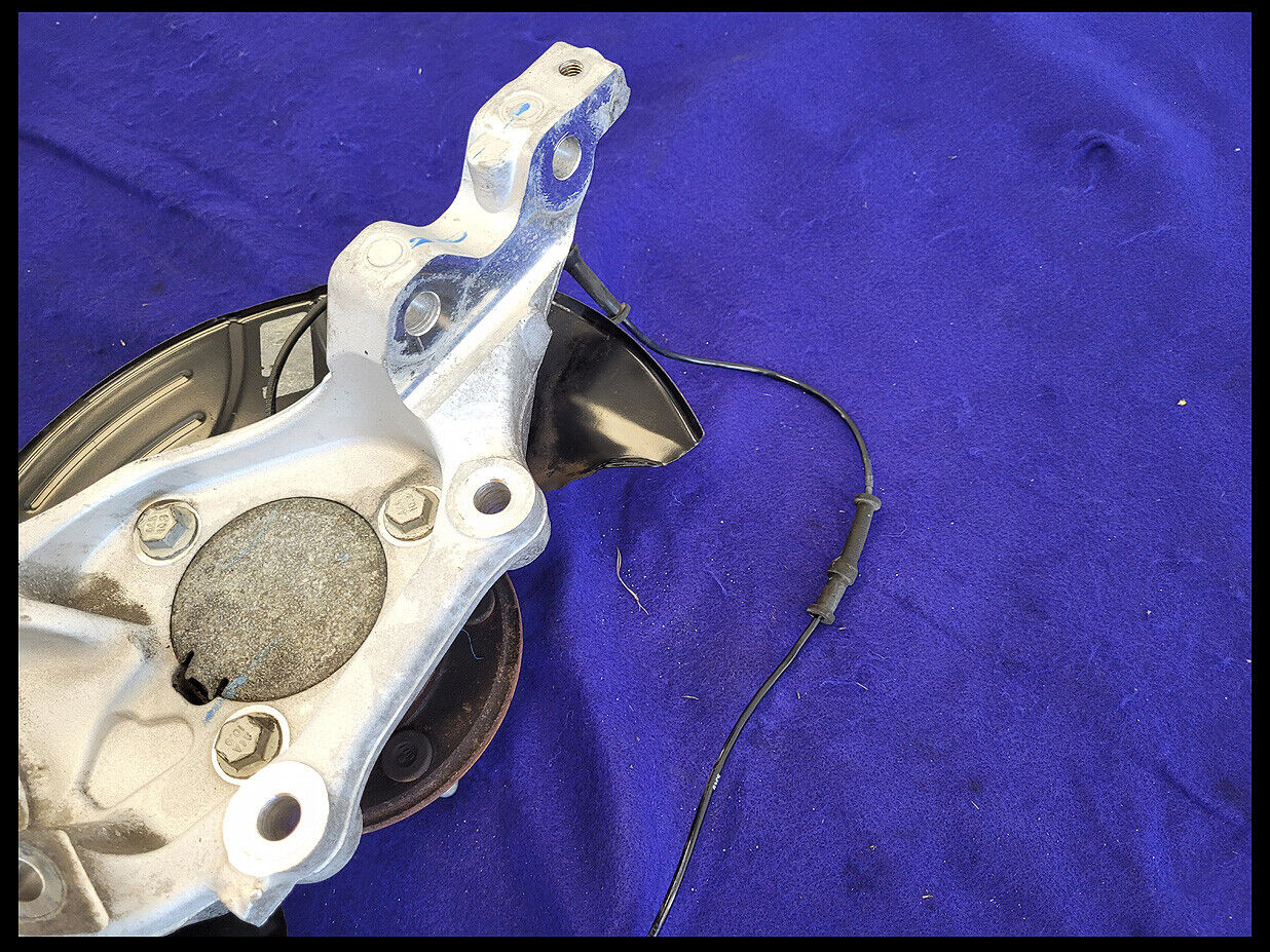 2010-2015 Chevrolet Camaro SS Driver Left LH Front Spindle Knuckle Hub ABS Dust - The Parts Farm