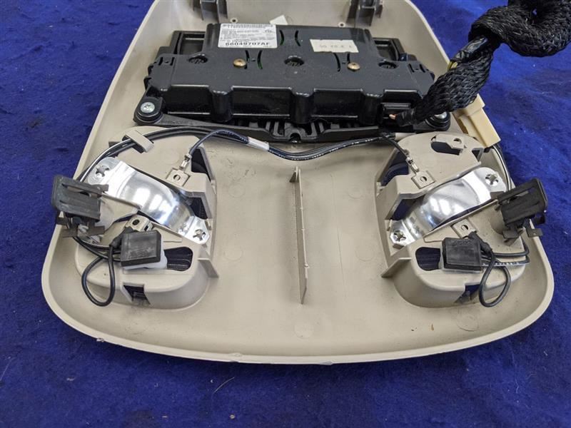 2003-2006 Dodge Ram Viper SRT-10 8.3L 1500 Overhead Console Lights Buttons - The Parts Farm