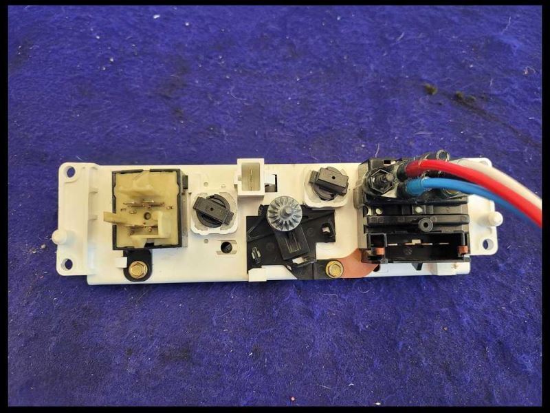 2003-2004 Ford Mustang Cobra SVT DOHC 4.6L HVAC Temperature Temp Control AC Cool - The Parts Farm