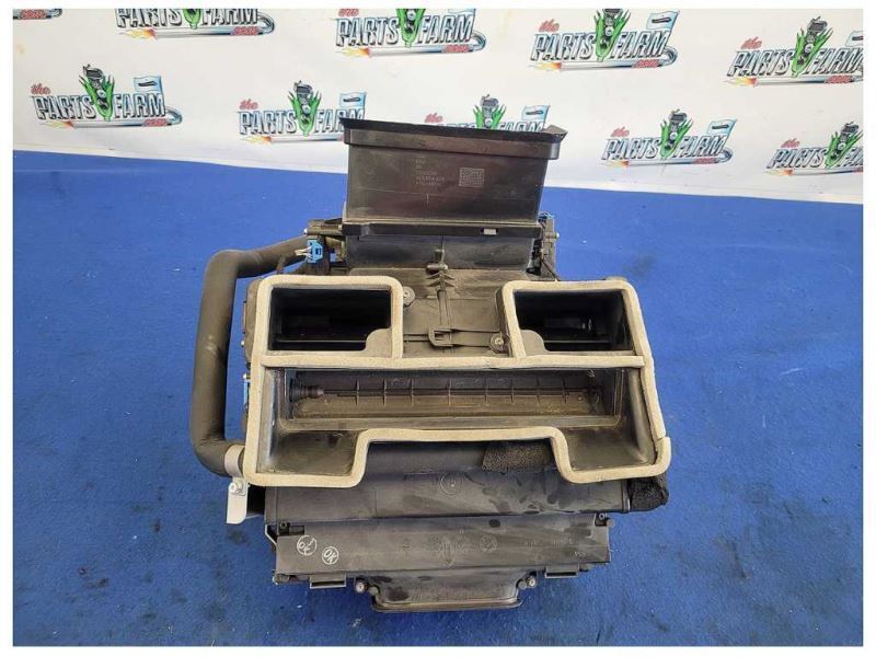 2014 Audi R8 V10 Coupe Heater Core Box Air Evaporator AC HVAC *Parts* 2136 - The Parts Farm