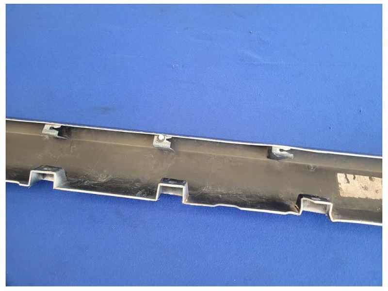 2010-2012 Ford Mustang GT Driver Left Lower Rocker Panel Molding Paint L6 2606 - The Parts Farm