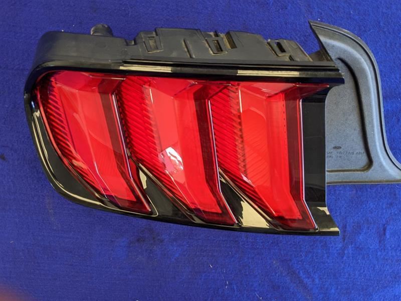 2018-2023 Ford Mustang GT S550 Driver Left LH Tail Light Lamp Brake Lens OEM - The Parts Farm