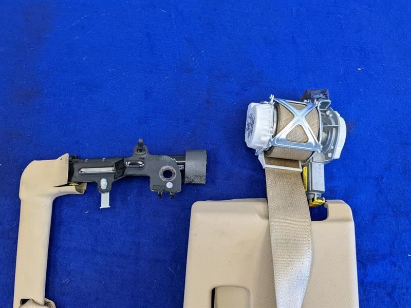 2018-2020 Ford F150 4x4 Pickup Truck Passenger RH Front Seat Belt Retractor - The Parts Farm