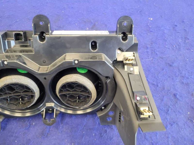 2018-2020 Chevrolet Camaro SS 6.2L Temperature Control Dual Zone CJ2 HVAC 2434 - The Parts Farm