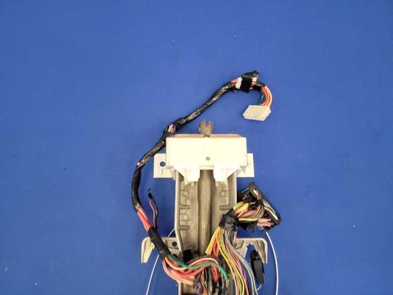 2003-2006 Chevrolet SSR Pickup Truck Steering Column Key Damage 2432 - The Parts Farm