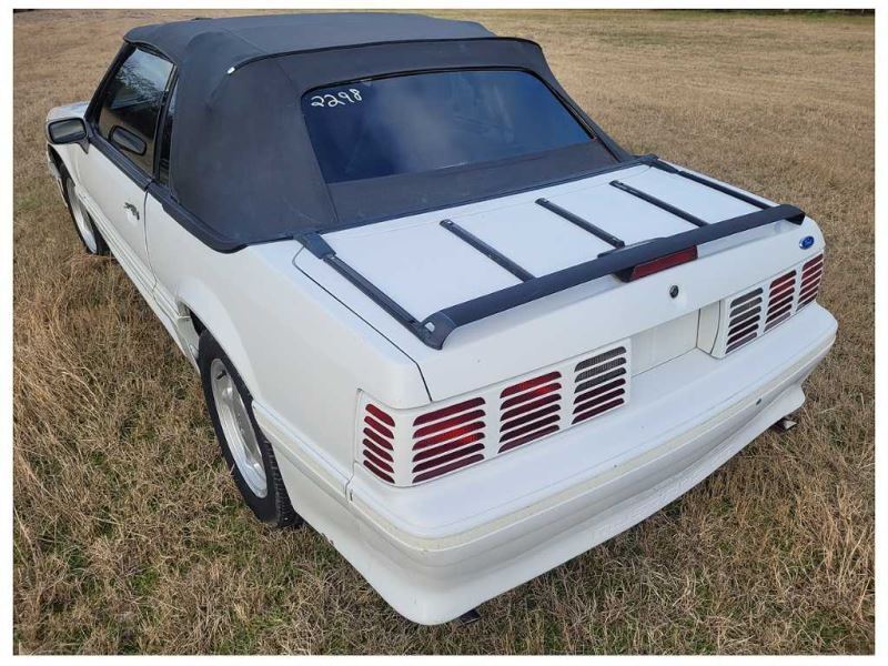1987-1989 Ford Mustang GT LX 5.0L Fuse Box Cover Trim Red Driver Dash 2298 - The Parts Farm