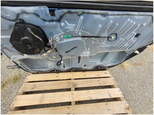 2010-2012 Ford Mustang GT500 GT Passenger Coupe Front Door Shell Paint L6 2812