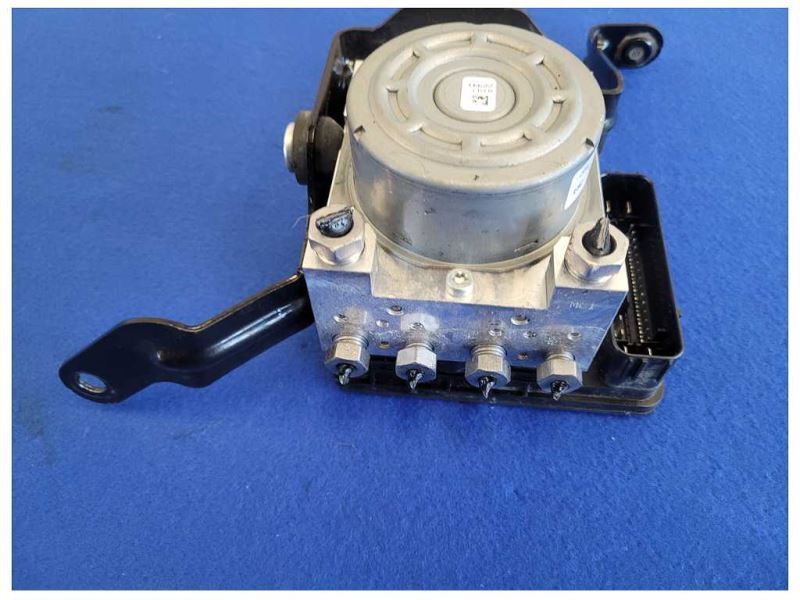2015-2017 Ford Mustang GT S550 Coupe ABS Anti-Lock Brakes Module 2559 - The Parts Farm