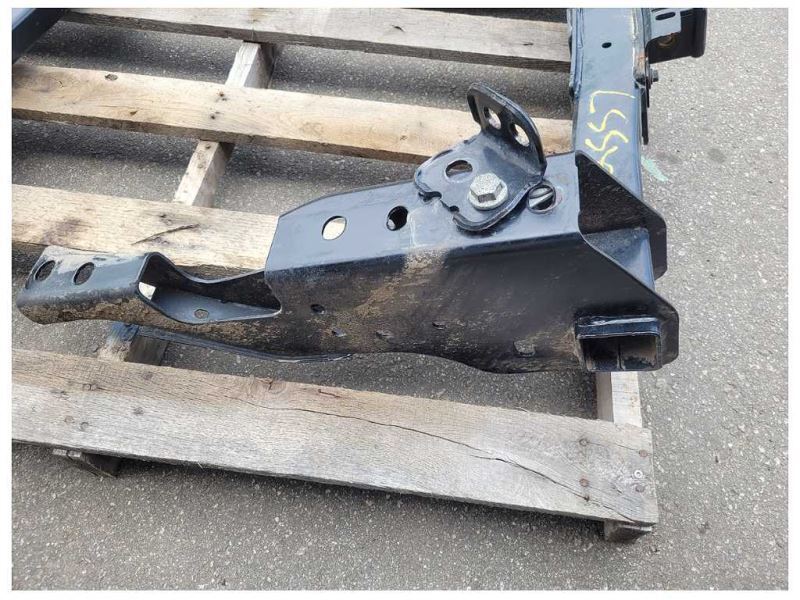 2022 Ford F250 Super Duty Pickup Truck Rear Trailer Hitch Bumper 2557 - The Parts Farm