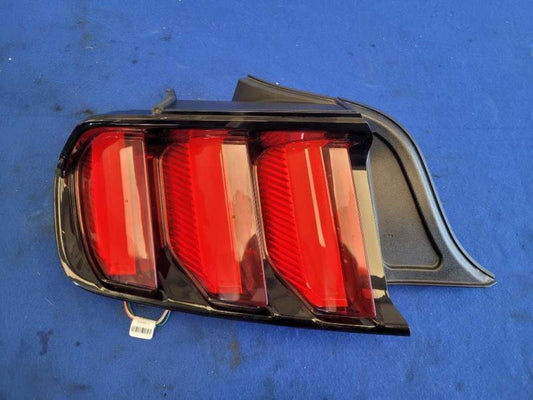 2015-2017 Ford Mustang GT S550 Driver Left LH Taillight Lamp Brake 2235 - The Parts Farm