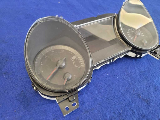 2017 Ford Mustang GT S550 Front Gauge Cluster Speedometer Manual 58k 2841