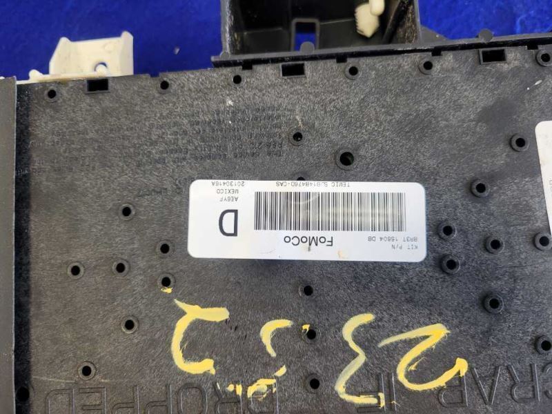 2011-2014 Ford Mustang GT S197 Fuse Box Engine Right Hand Engine Bay 2352 - The Parts Farm