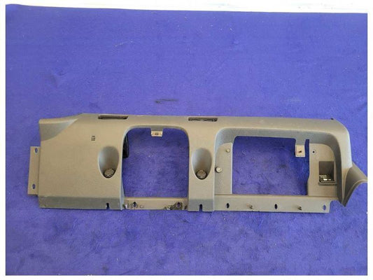 2003-2006 Chevrolet SSR Pickup Truck Dashboard Front Cover Lower Panel 2426