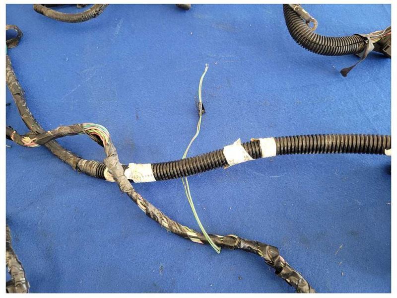2005-2014 Ford Mustang GT 4.6L Coupe Body Harness Wire Plug *Cut Wires* 2585 - The Parts Farm