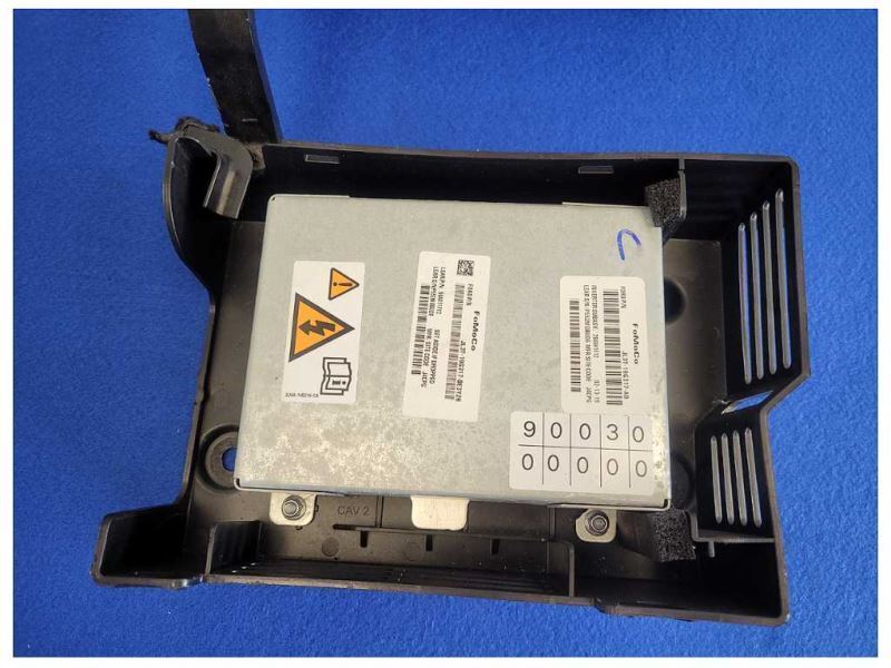 2018-2020 Ford F150 F-150 Pickup Truck Convertor Invertor Charger Rear 2552 - The Parts Farm