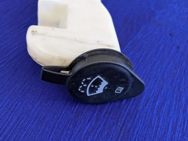 1999-2005 Chevrolet Silverado SS Wash Reservoir  Low Level Indicator OEM Factory - The Parts Farm