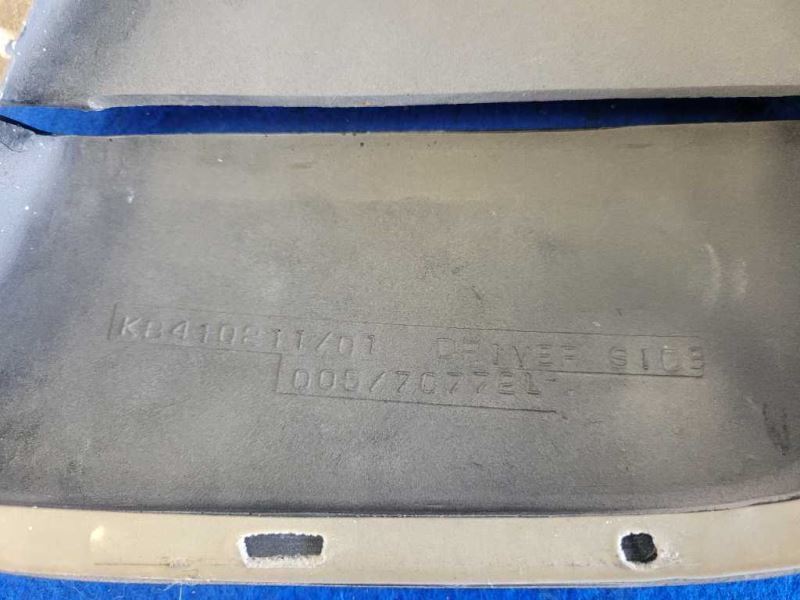 2010-2014 Ford Mustang GT 4.6L Pair Side Quarter Window Covers Paint UA 2477 - The Parts Farm