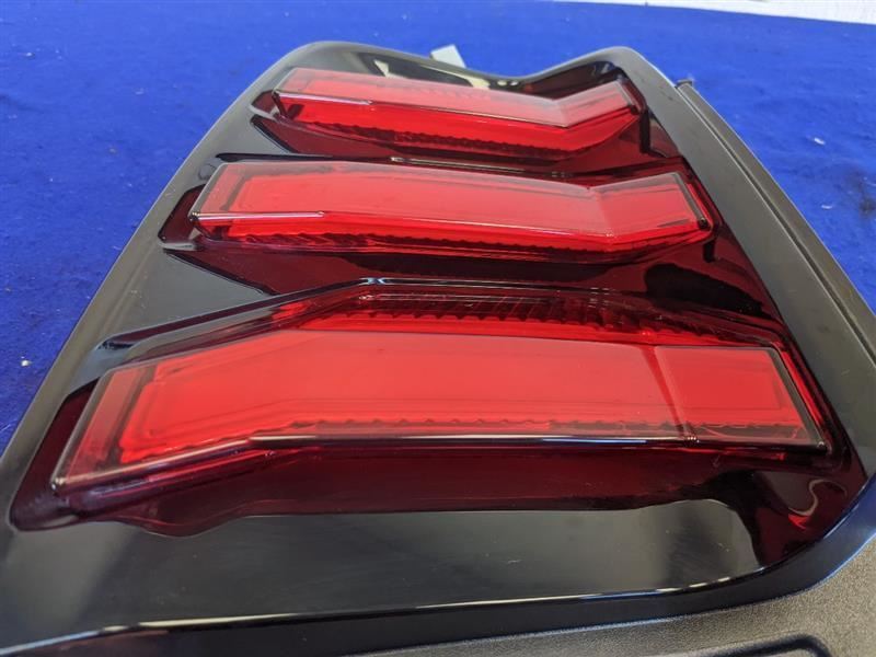 2018-2023 Ford Mustang GT S550 Driver Left LH Tail Light Lamp Brake Lens OEM - The Parts Farm