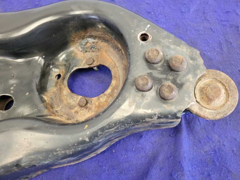 2004-2005 Dodge Ram Viper SRT-10 8.3L Passenger Right Front Lower Control Arm - The Parts Farm