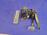 2017 Porsche 911 Turbo 991 Pedal Assembly Brake Dead Pedal No Clutch 2421 - The Parts Farm
