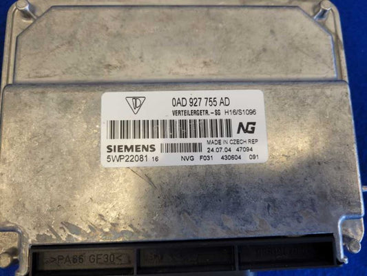 2004-2006 Porsche Cayenne Turbo 4.5L ECU Transfer Case Computer 2137