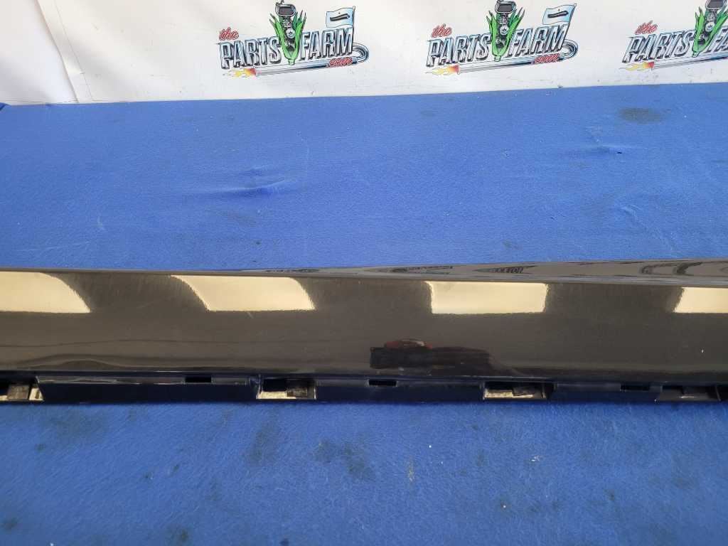 2014-2017 Chevrolet SS 6.2 Sedan Passenger Lower Rocker Panel Molding Black 2602 - The Parts Farm