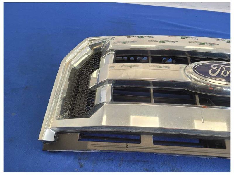 2015-2017 Ford F150 Pickup Truck Front Grille Center 3 Chrome Bars 2509 - The Parts Farm