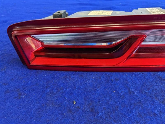 2016-2018 Chevrolet Camaro ZL1 6.2L Passenger RH Rear Taillight Lamp Lens Brake