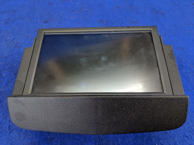2008-2015 Cadillac SRX Dash Display Screen Information Screen 22809317 OEM - The Parts Farm