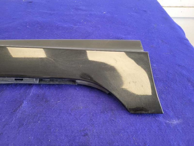 2014-2017 Chevrolet SS 6.2L Sedan Passenger Right Rocker Panel Molding Black - The Parts Farm