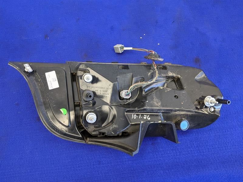 2018-2023 Ford Mustang GT S550 Passenger Right Tail Light Lamp Brake Lens OEM - The Parts Farm