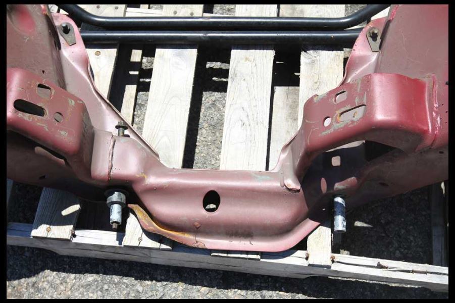 2003-2004 Ford Mustang Cobra SVT DOHC 4.6L K Member Frame Support Engine Cradle - The Parts Farm