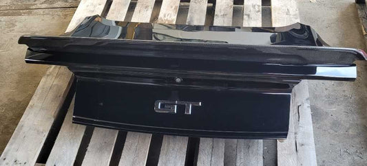 2015-2018 Ford Mustang GT S550 Trunk Deck Lid Coupe Emblem Wing Paint G1