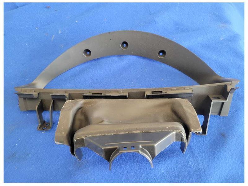 2008-2009 Pontiac G8 Sedan 6.0L V8 Front Gauge Cluster Bezel Cover 2529 - The Parts Farm