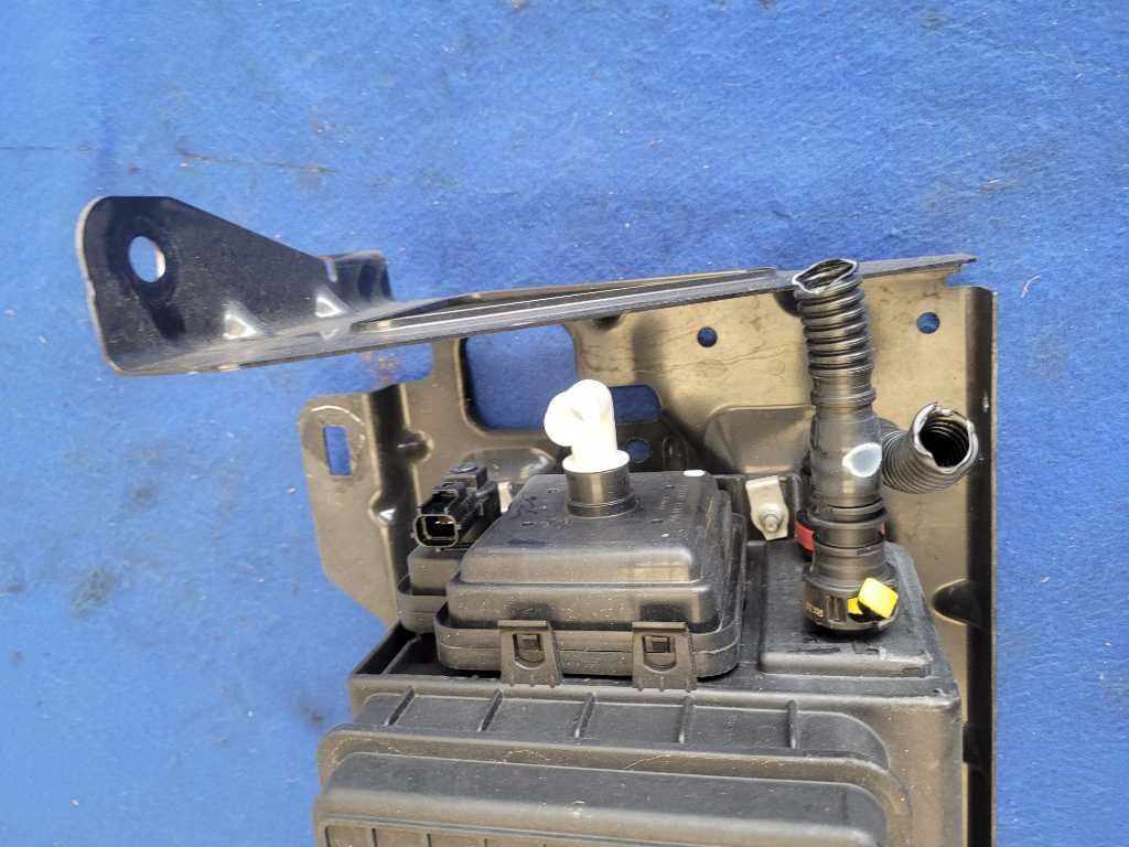 2023 Ford F250 F-250 Super Duty Truck Fuel Vapor Cannister Gas Filter 2558 - The Parts Farm