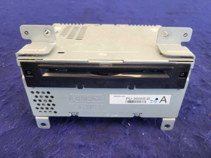 2015 Ford Mustang GT S550 Info-GPS-TV Screen Front Display Center Dash 2420 - The Parts Farm