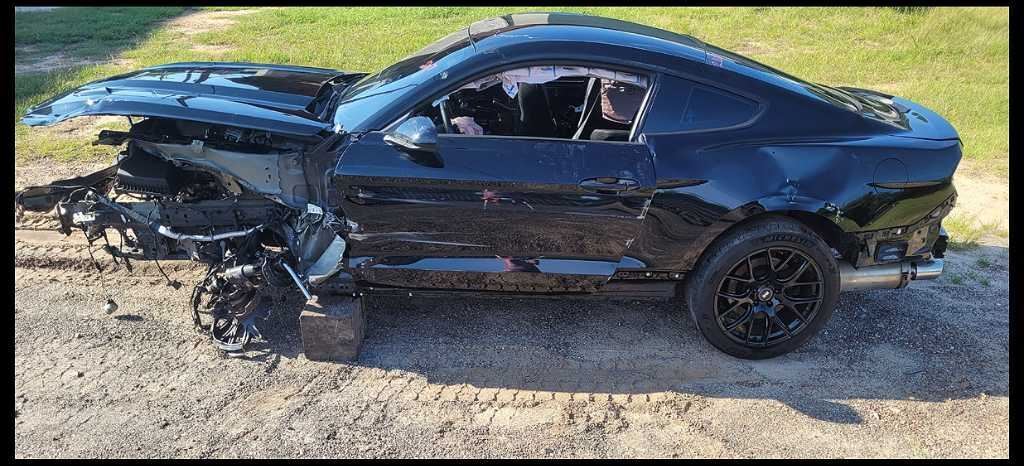 2016 Ford Mustang GT S550 Gauge Speedometer Cluster MPH ID GR3T-10849-CE - The Parts Farm
