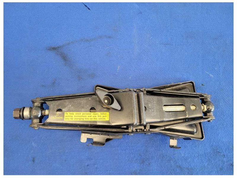 1993 Chevrolet Camaro Z28 Coupe Scissor Jack Emergency Lift - The Parts Farm