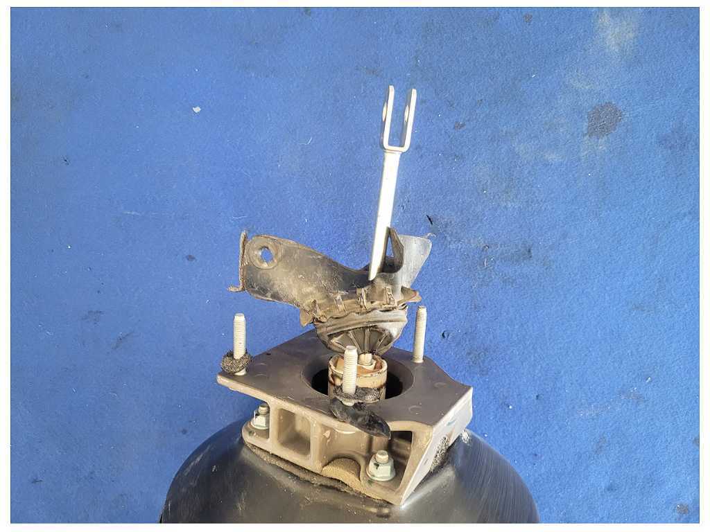 2018-2020 Ford F150 4x4 Pickup Truck Power Brake Master Cylinder 2548 - The Parts Farm