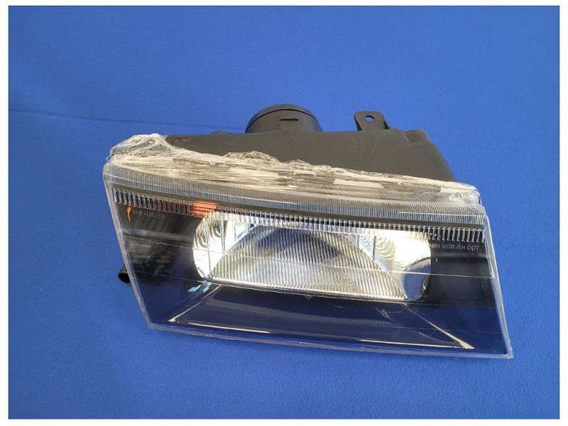 2003-2004 Mercury Marauder 4.6L 4v Passenger Front Headlight Aftermarket 2534 - The Parts Farm