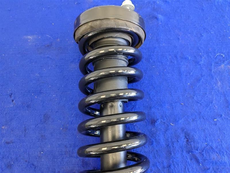 2021-2022 Ford F150 FX4 Pickup Truck Driver LH Front Strut Spring 2290 - The Parts Farm