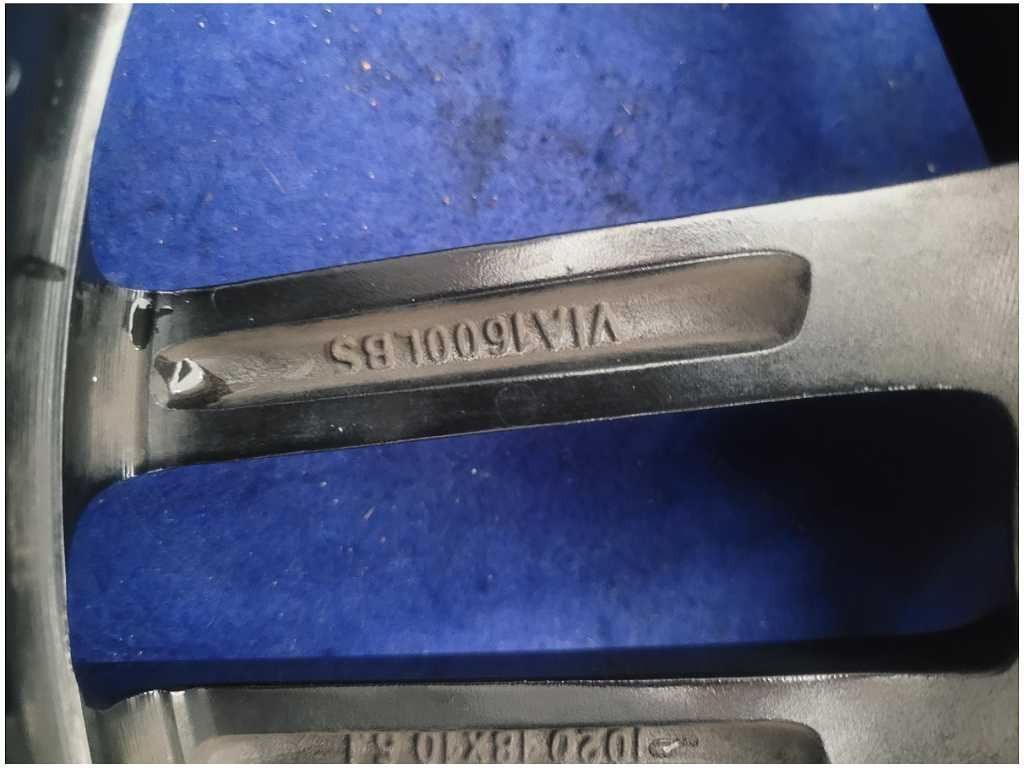 47647633